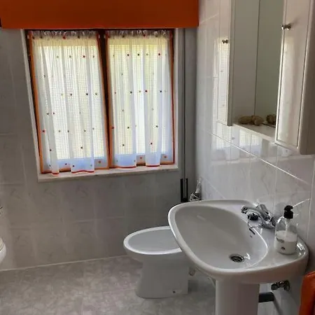 Cabrales236 Casa Con Jardin En *