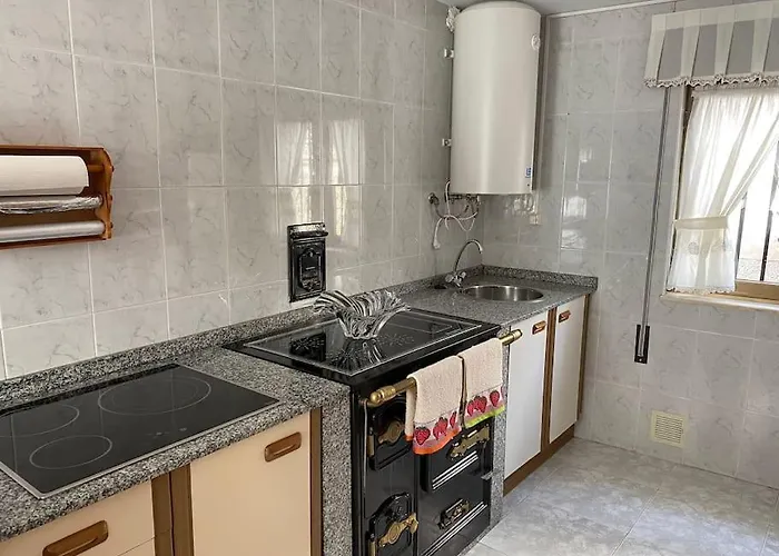 Cabrales236 Casa Con Jardin En *